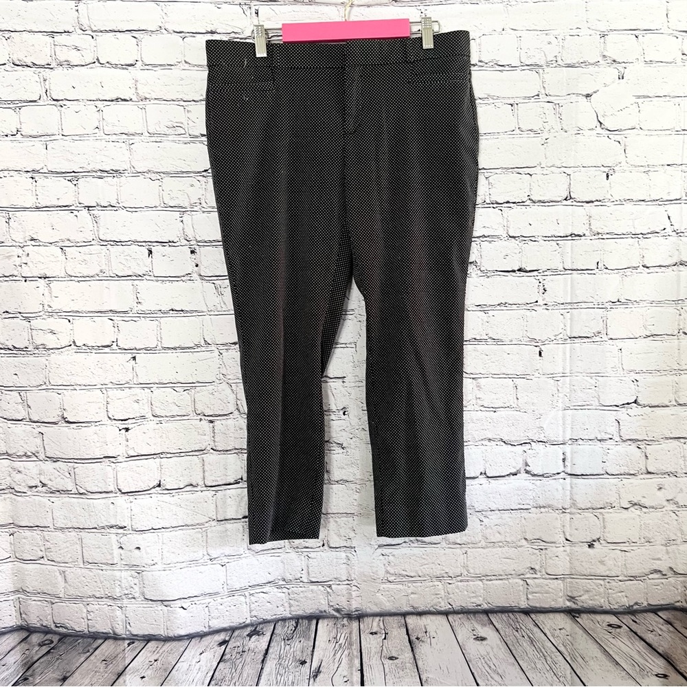 BANANA REPUBLIC. SLOAN Fit. Dress pants. Size 6P